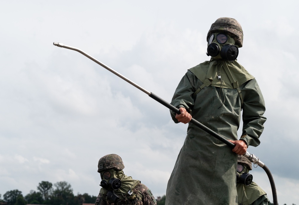 U.S., ROK combine for CBRN, EOD training