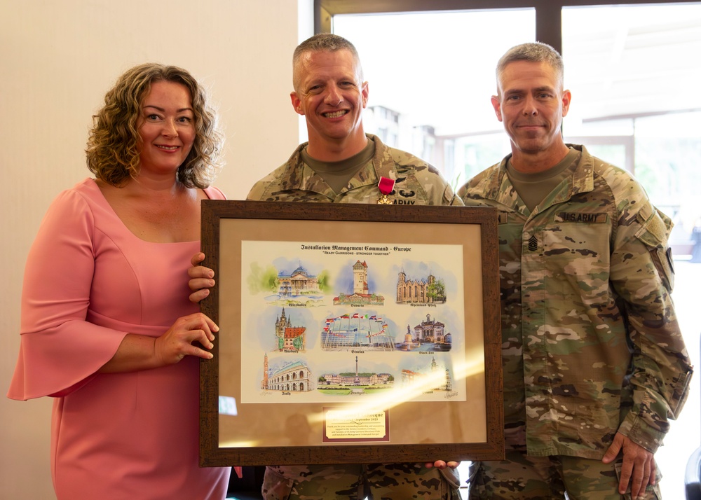 USAG Rheinland-Pfalz holds relinquishment of responsibilities ceremony