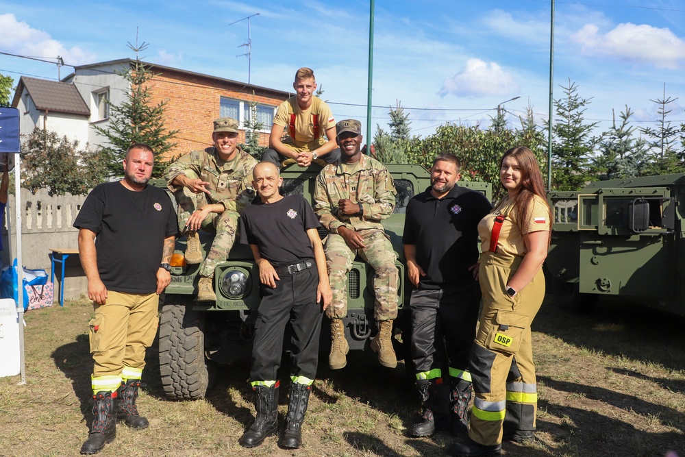 U.S. Army Soldiers participate in Polish Days of Rzgów