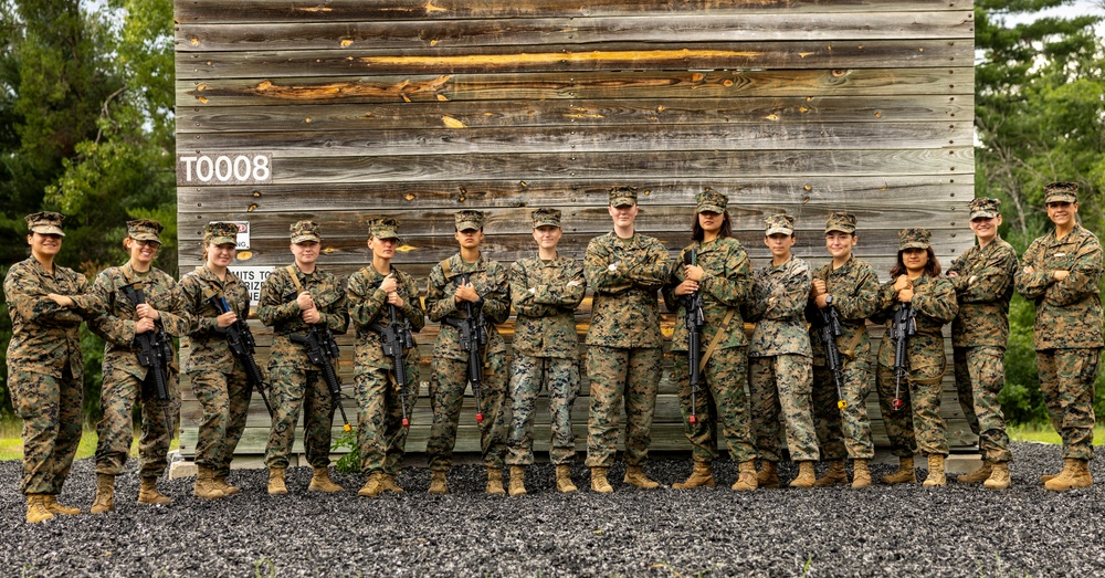 Female Marine Reservists