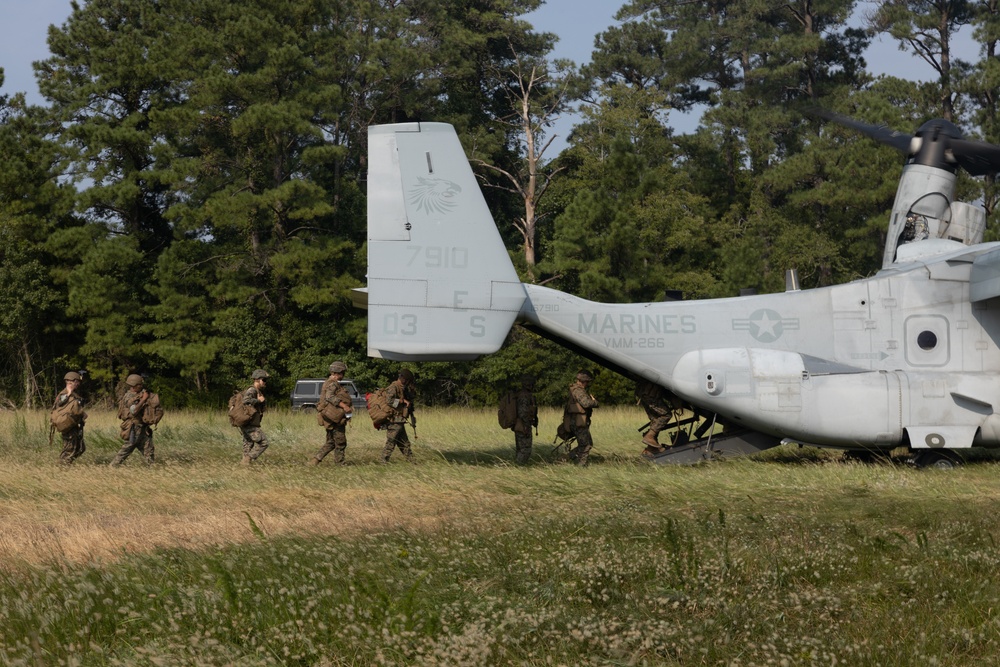 10th Marines Conduct Aerial Transport