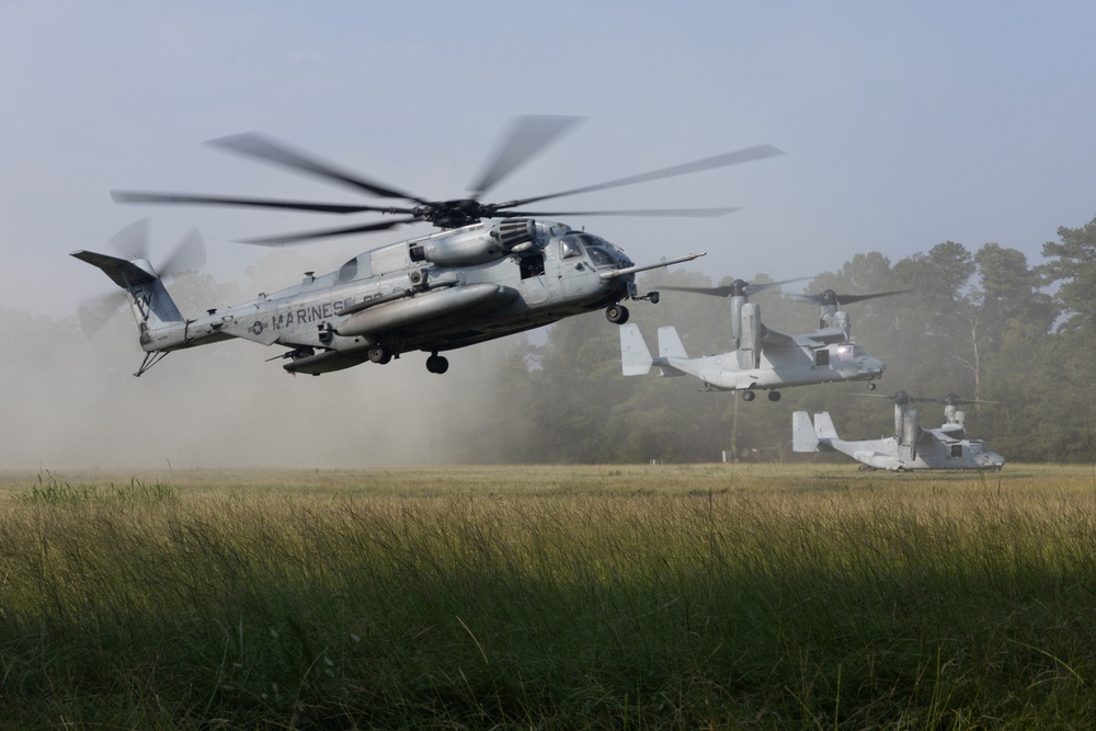 10th Marines Conduct Aerial Transport