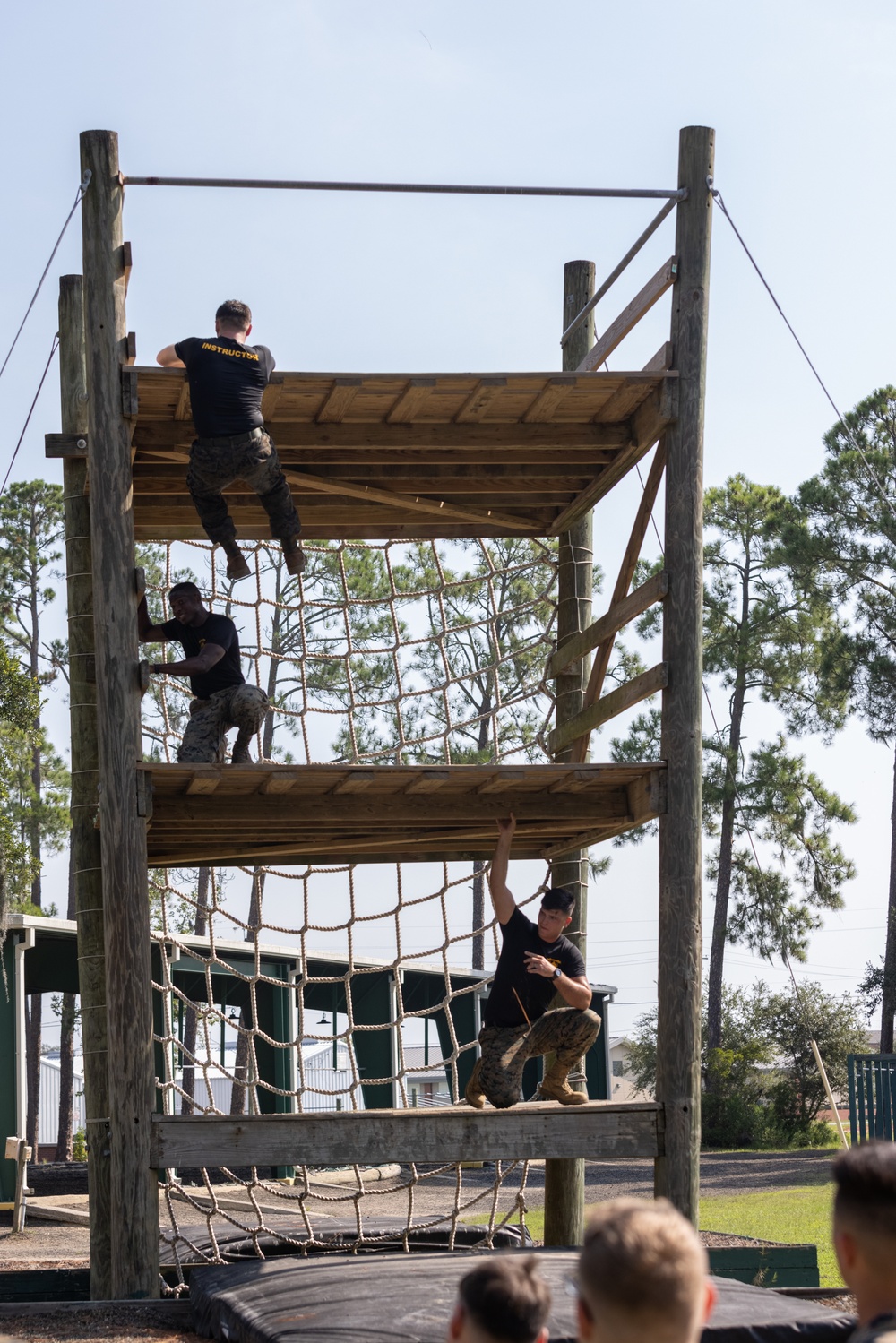 Corporals Course runs the Confidence Course