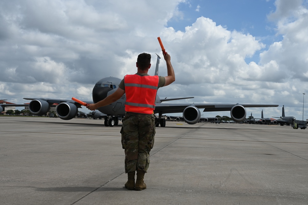 MacDill aircraft evacuates base as Tropical Storm Idalia approaches