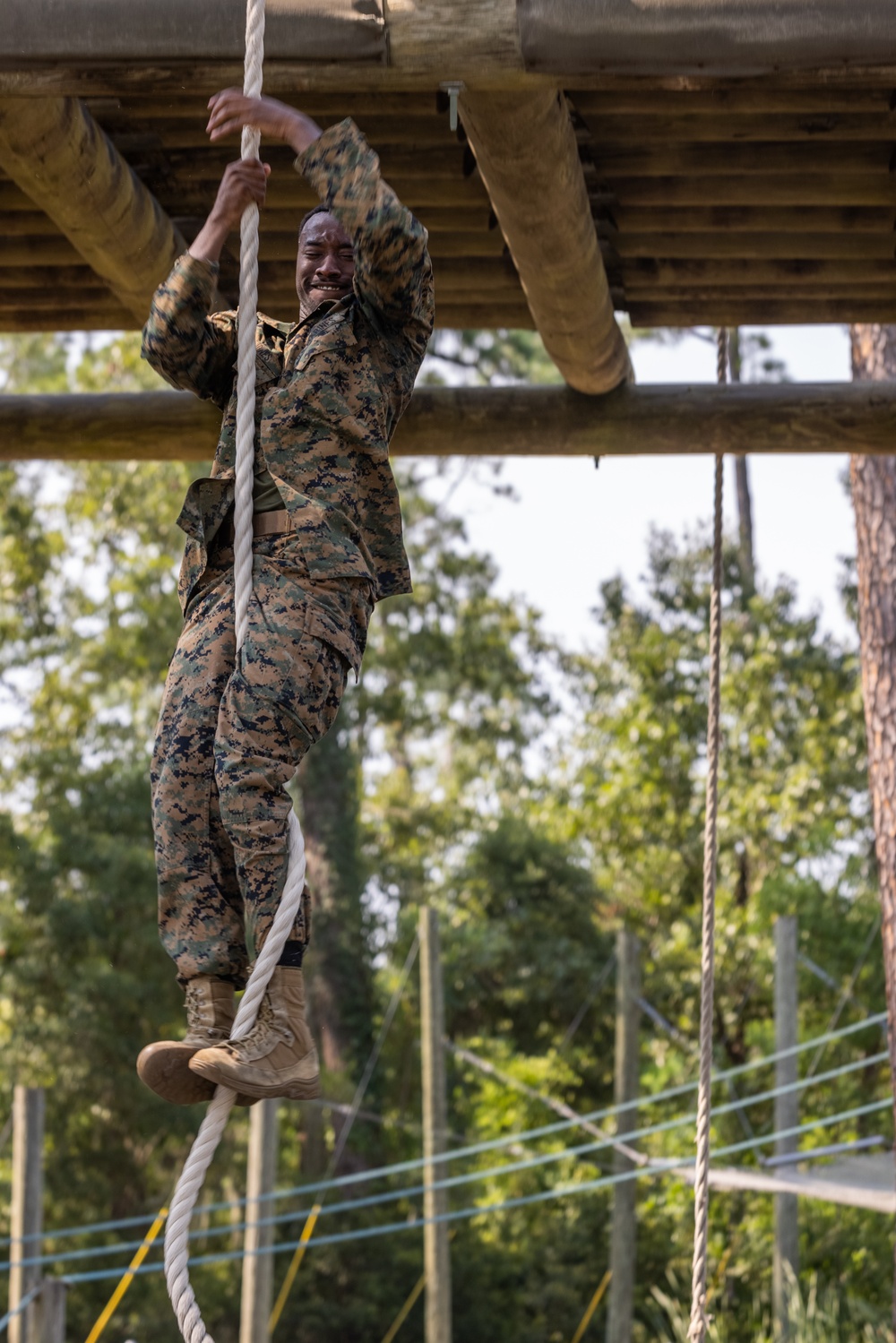 Corporals Course runs the Confidence Course