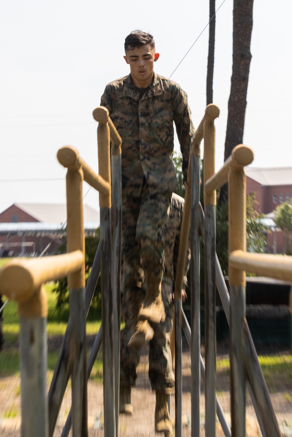 Corporals Course runs the Confidence Course