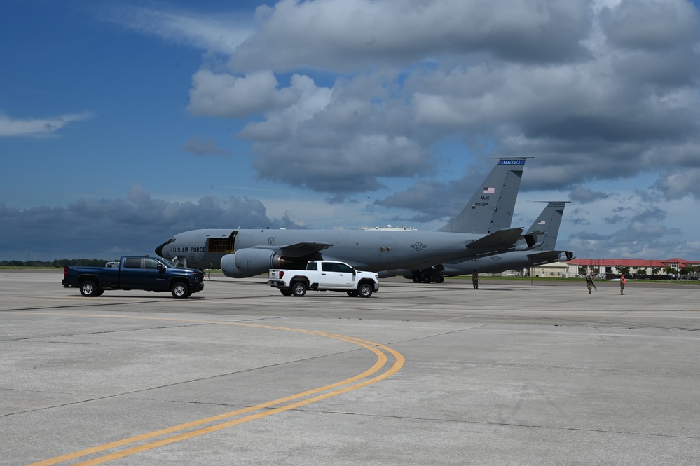 MacDill aircraft evacuates base as Tropical Storm Idalia approaches