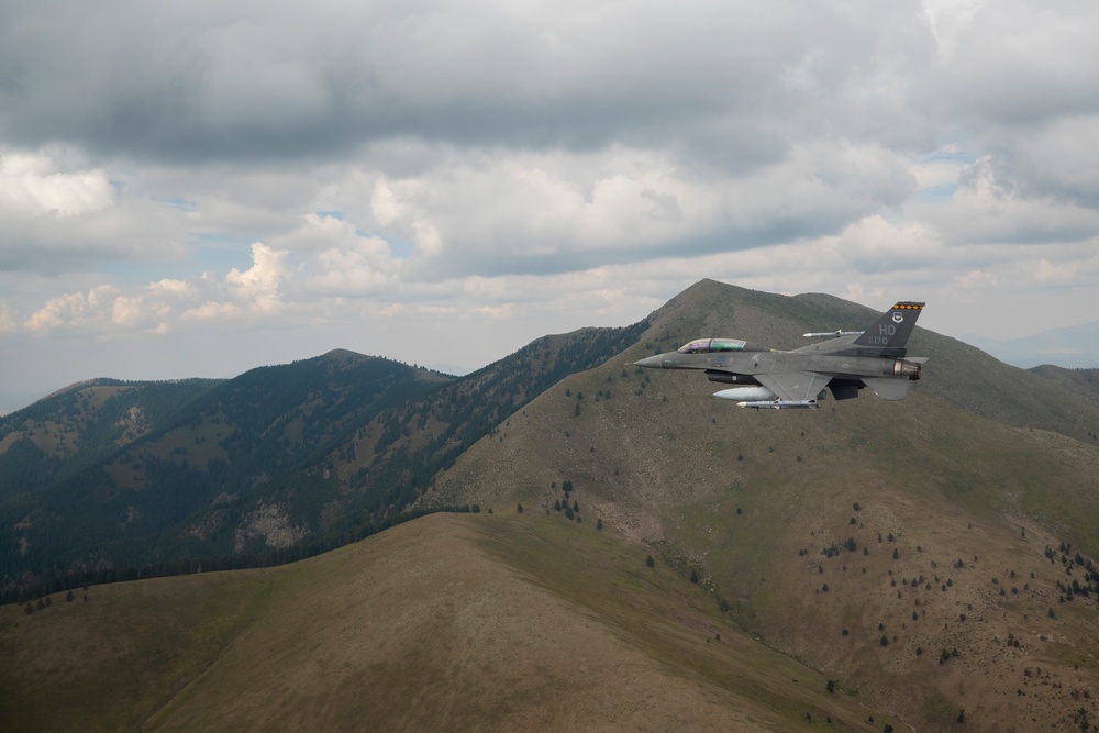 8th Fighter Squadron trains combat-ready pilots