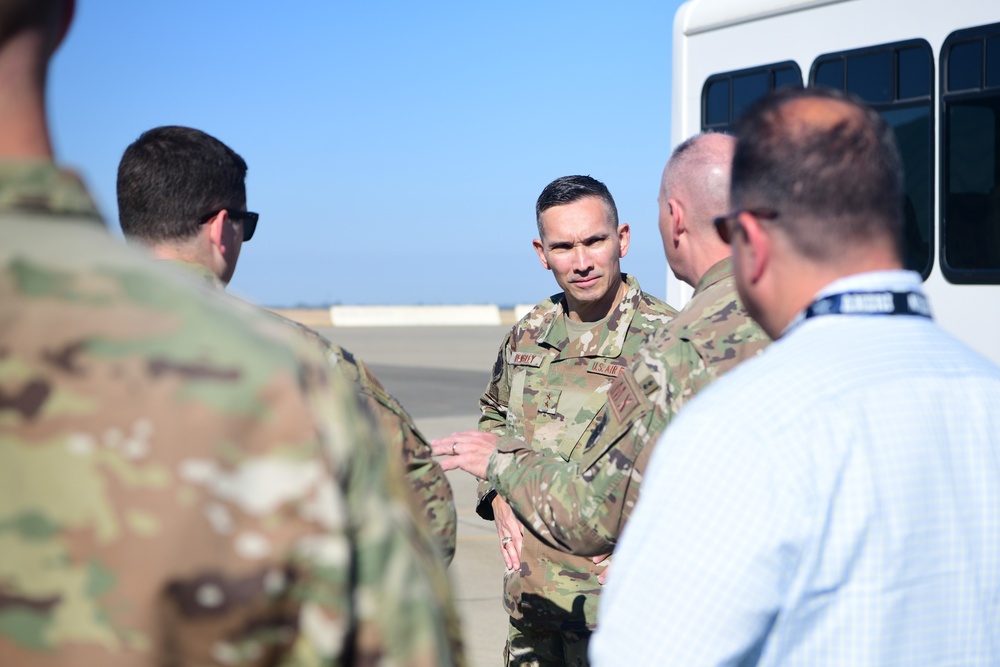Maj. Gen. Hensley Visit