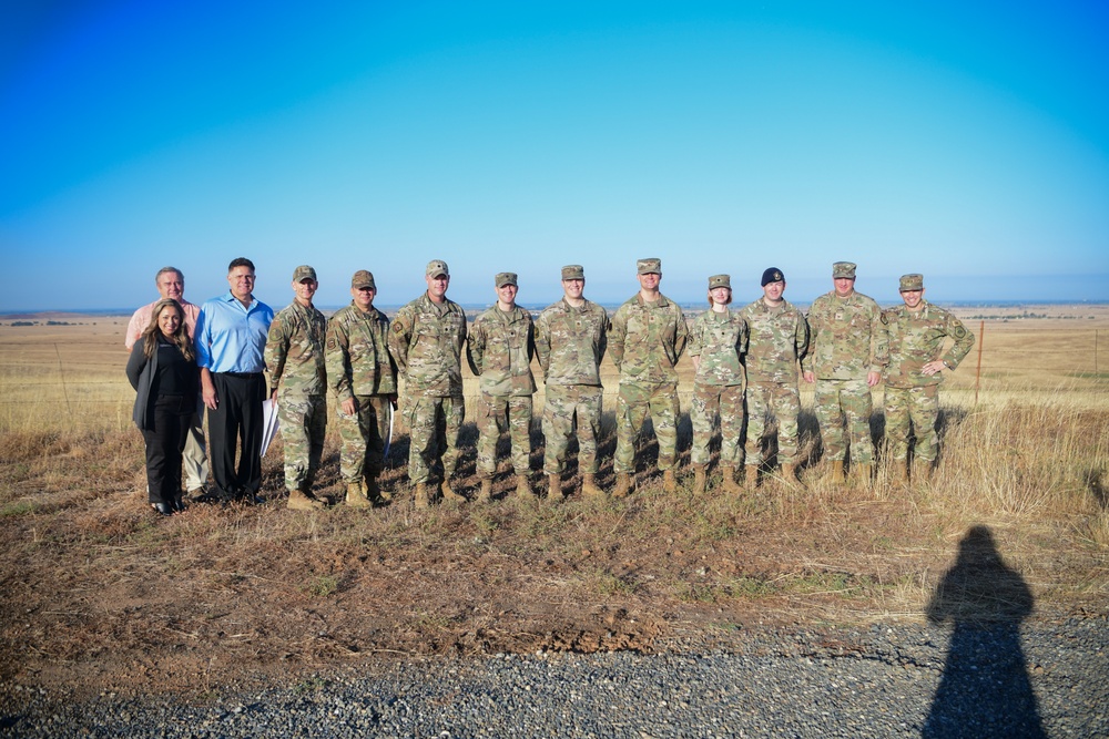 Maj. Gen. Hensley Visit