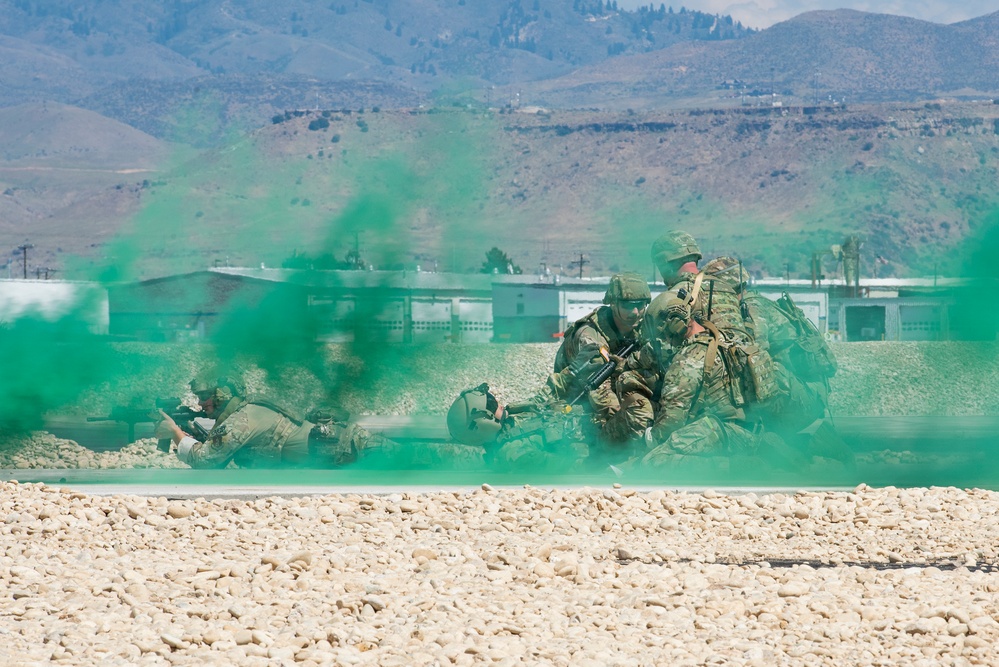 Gowen Thunder airshow shakes Idaho