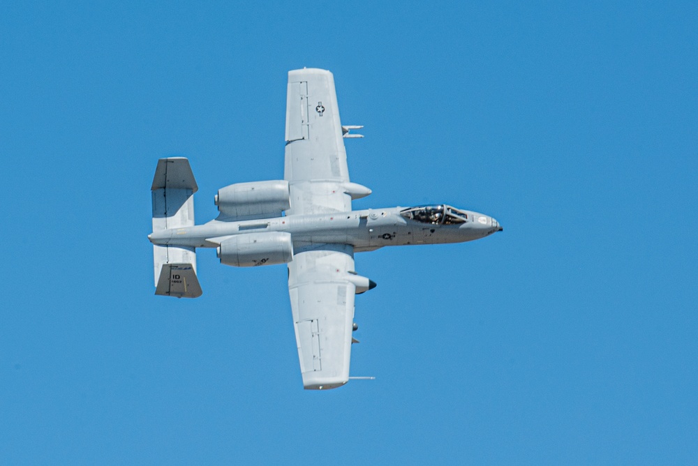 Gowen Thunder airshow shakes Idaho