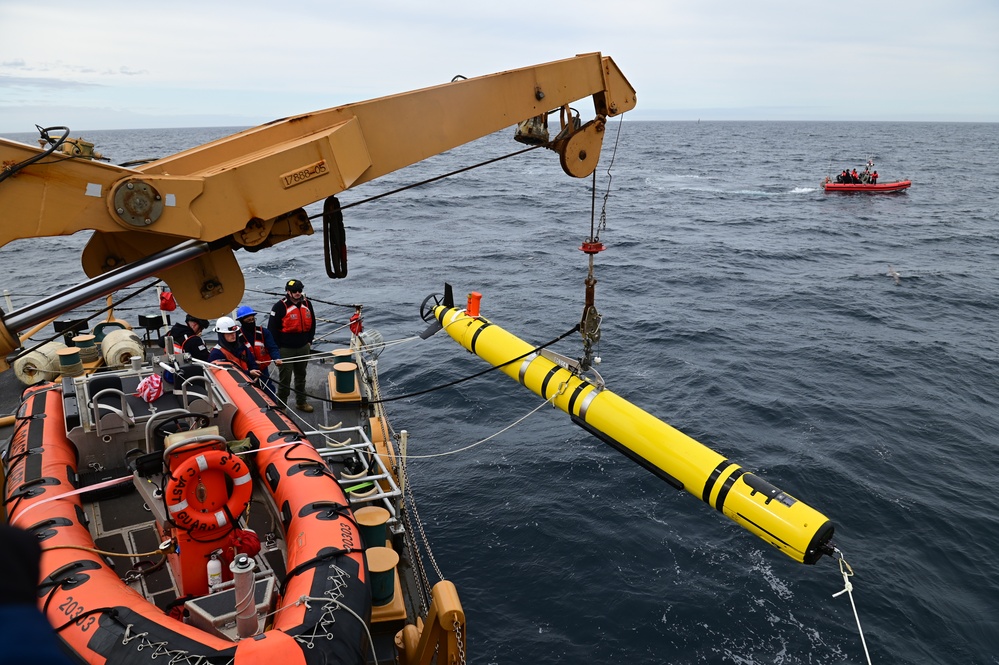 U.S. Coast Guard and U.S. Navy launch unmanned undersea vehicle during Arctic patrol