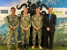 Naval Academy Midshipmen Connect to Engineering Community in Warfare Center Internship