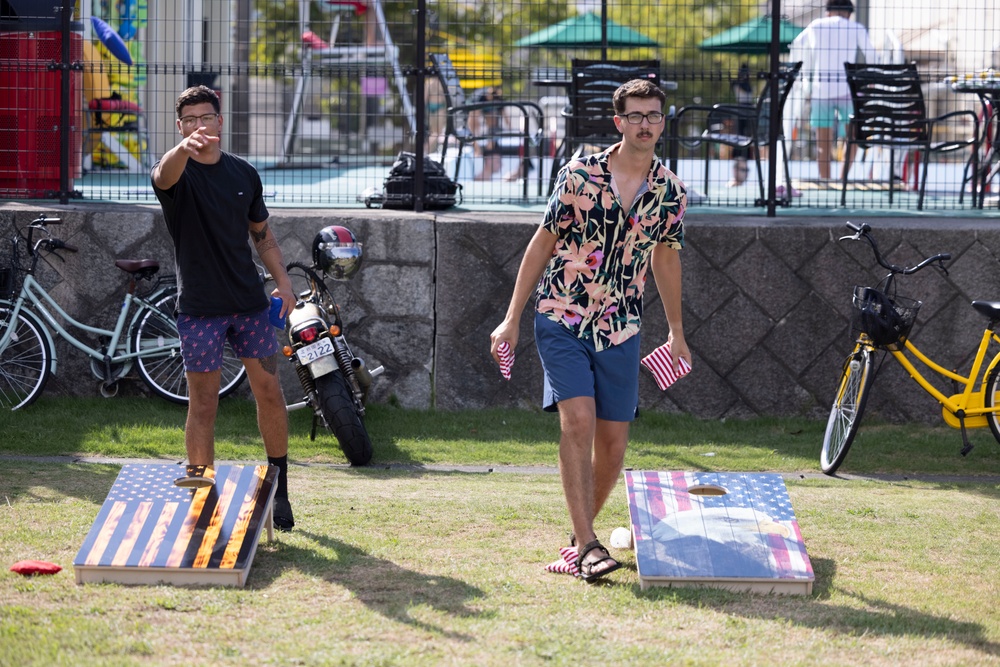 VMGR-152 Has Fun in the Sun During Annual Family Day
