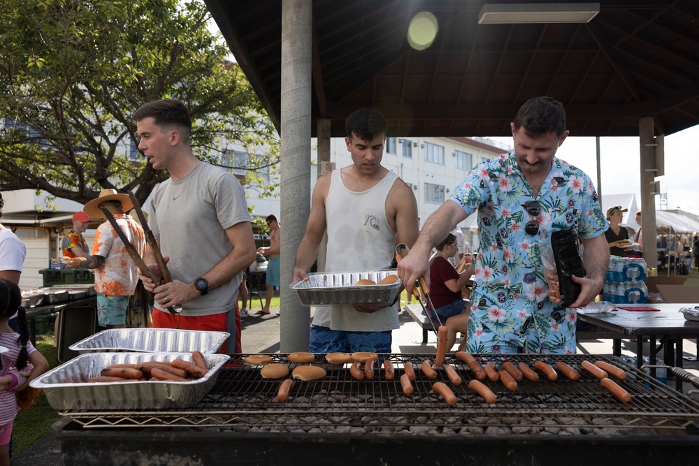 VMGR-152 Has Fun in the Sun During Annual Family Day