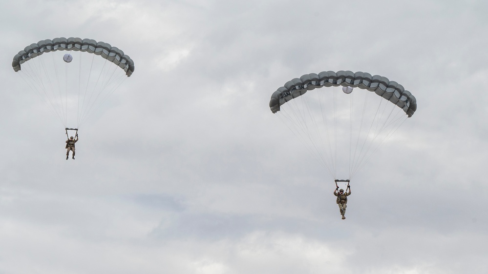 DVIDS Images Combat Leader Course Jump Training [Image 1 of 7]