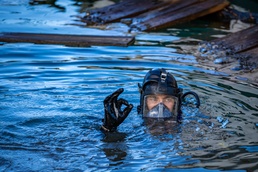 MDSU-1 Conduct Search and Survey Operations in Maui