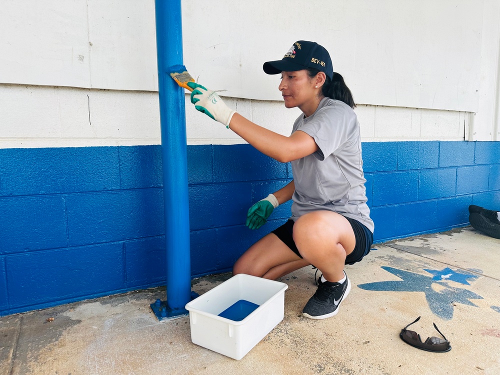 Peruvian Sailors Volunteer at Guam School