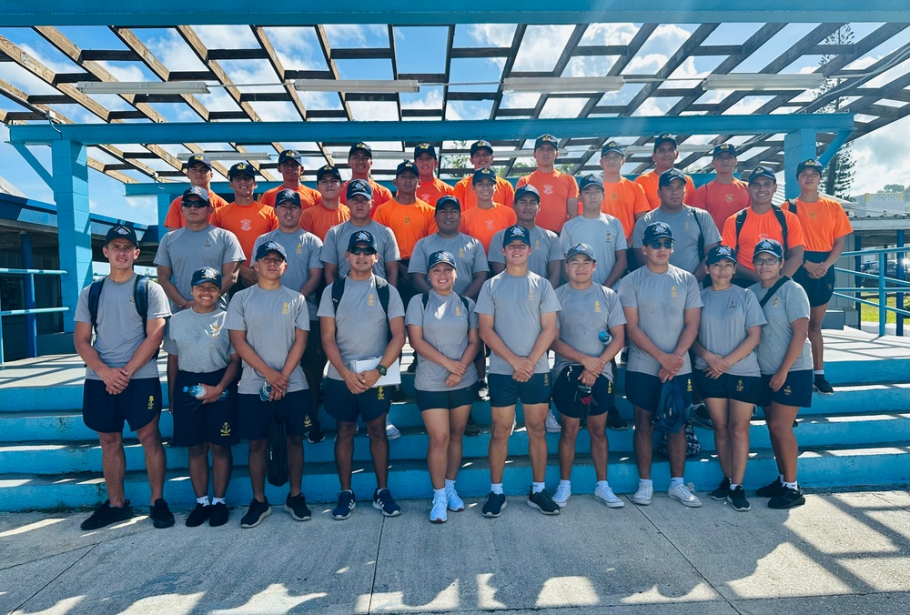 Peruvian Sailors Volunteer at Guam School