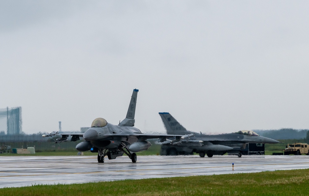 Kunsan reopens runway, airpower returns