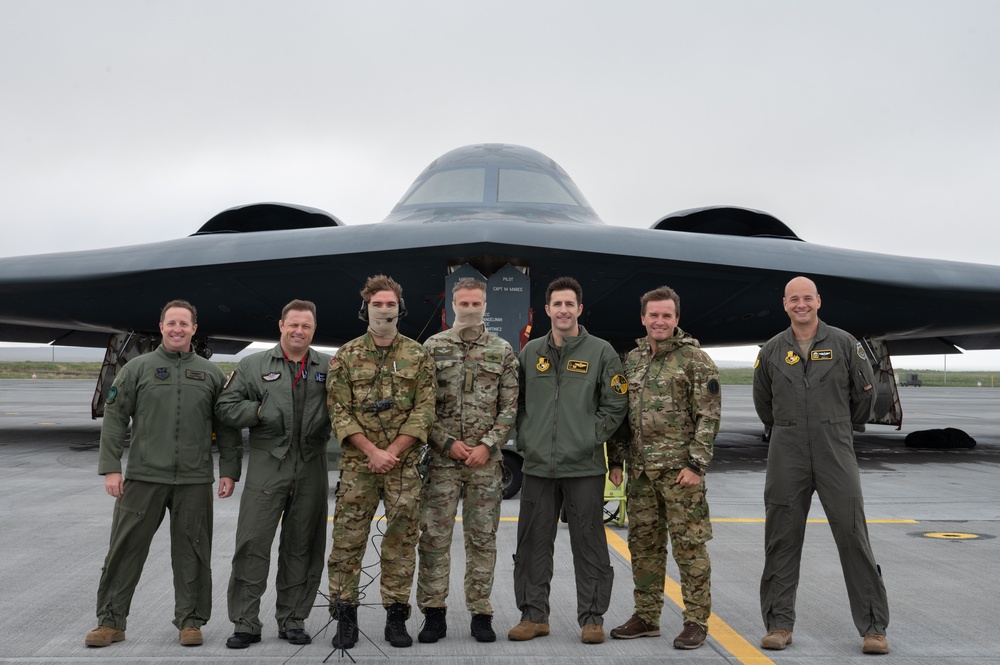 Gen. Hecker visits Keflavik Air Base