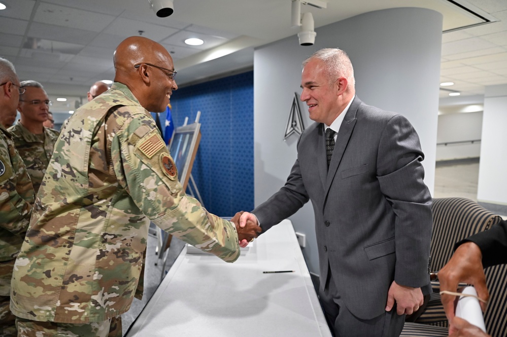 SecAF Kendall unveils Air Force 75th anniversary painting