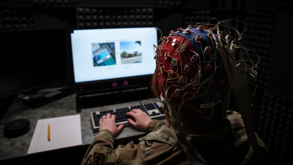 AFRL researchers enhance decision making, performance in Airmen, Guardians