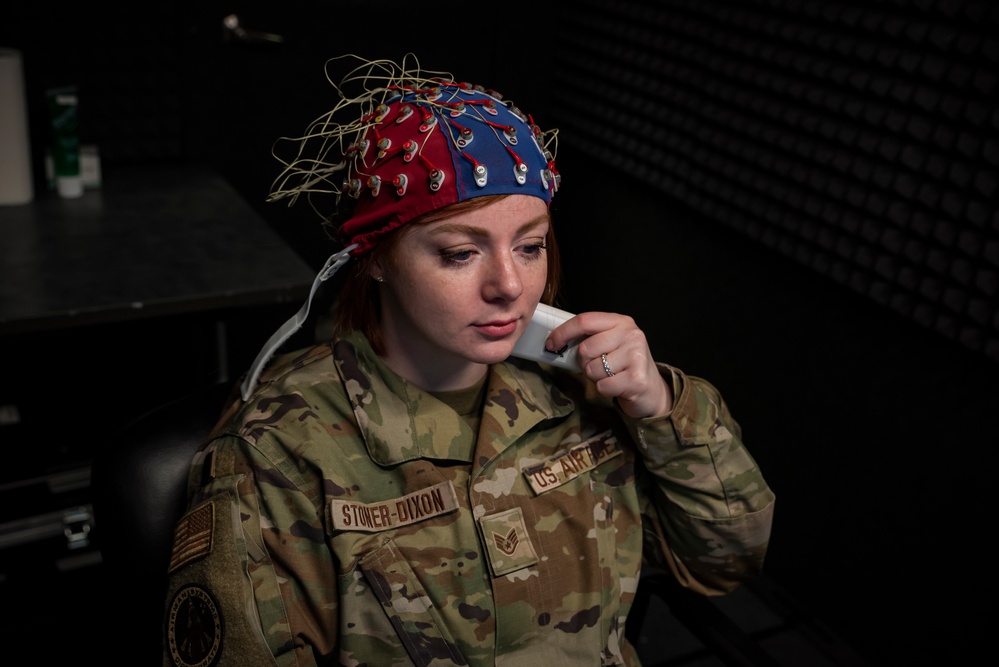 AFRL researchers enhance decision making, performance in Airmen, Guardians