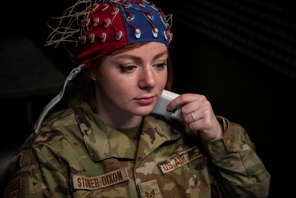 AFRL researchers enhance decision making, performance in Airmen, Guardians