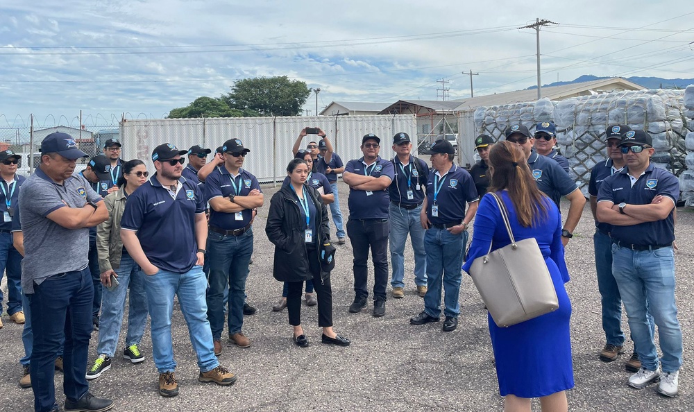 Honduran military leaders, National Defense College students visit Joint Task Force-Bravo