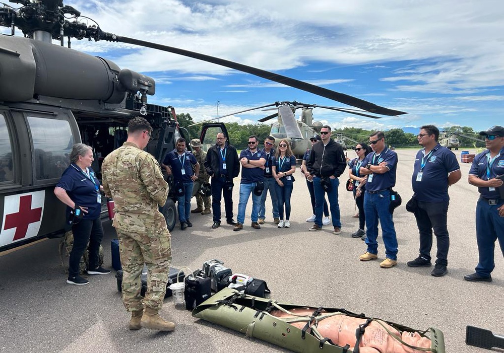 Honduran military leaders, National Defense College students visit Joint Task Force-Bravo