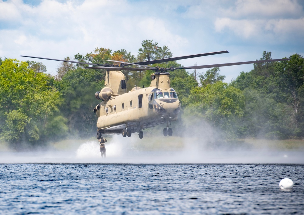 Illinois National Guard Helo-Casting at Fort McCoy
