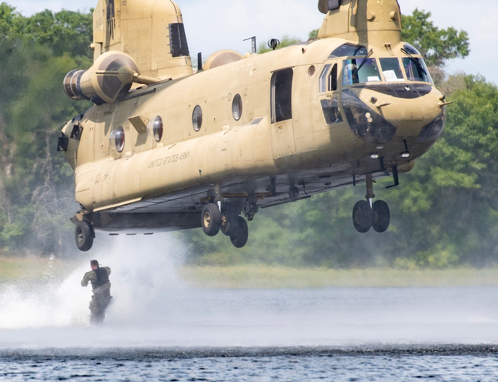 Illinois National Guard Helo-Casting at Fort McCoy