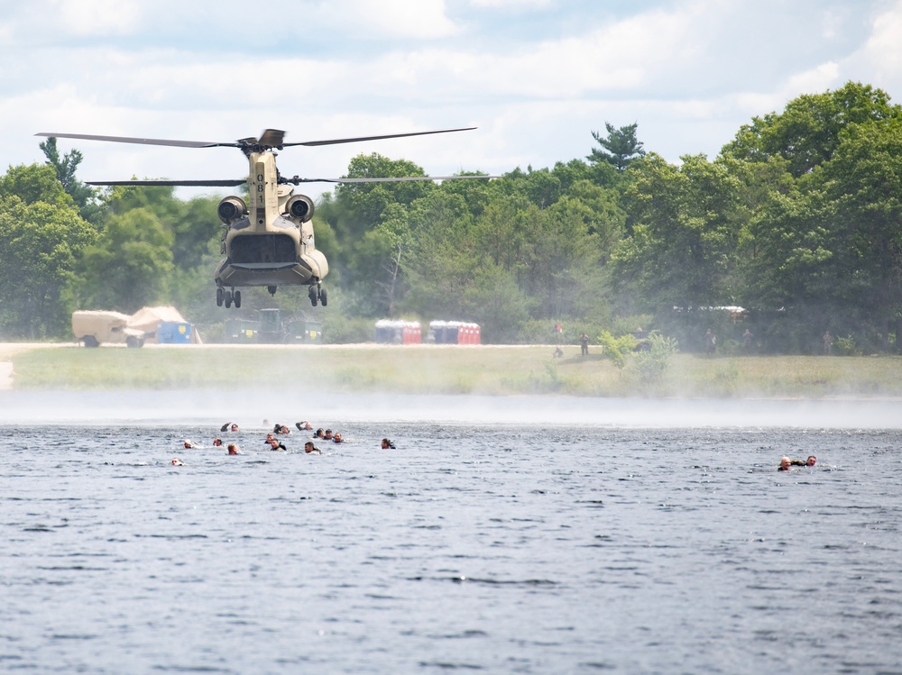 Illinois National Guard Helo-Casting at Fort McCoy