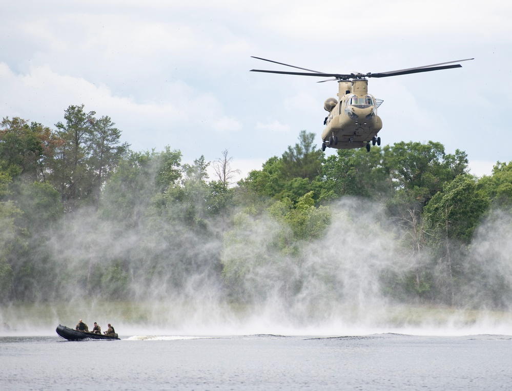 Illinois National Guard Helo-Casting at Fort McCoy