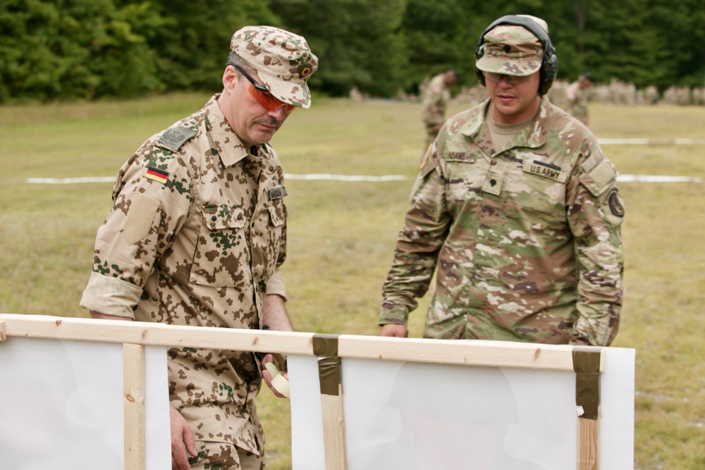 MIRC Soldiers compete to earn German Armed Forces Proficiency Badge