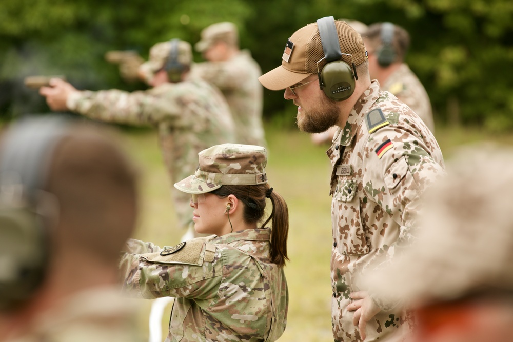 MIRC Soldiers compete to earn German Armed Forces Proficiency Badge