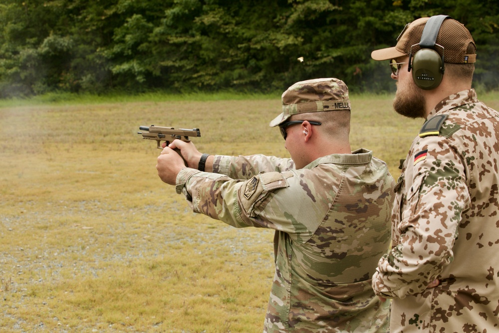 MIRC Soldiers compete to earn German Armed Forces Proficiency Badge