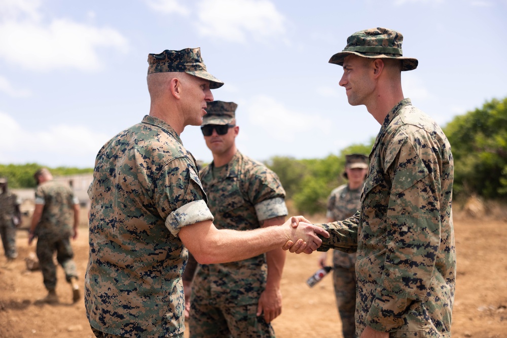 3d Marine Division Commanding General visits 3d Marine Littoral Regiment