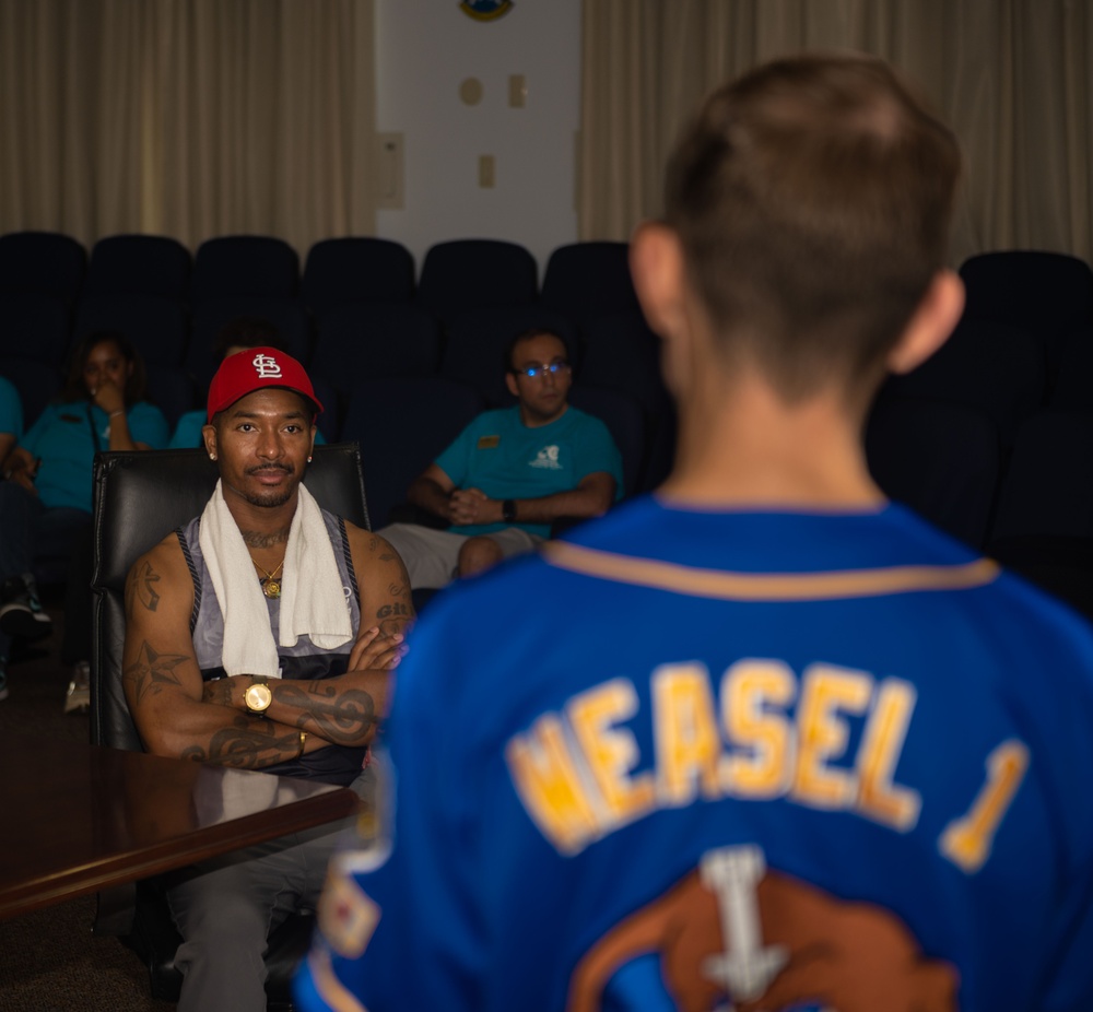 Chingy Visits Misawa