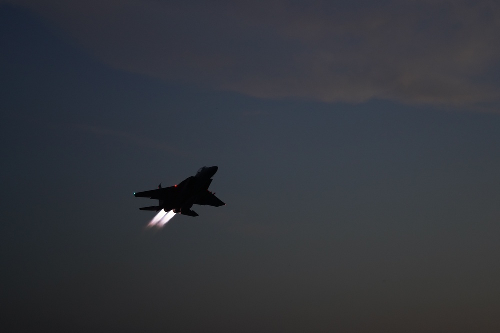 ADLA/ Relámpago 2023: Night Sorties