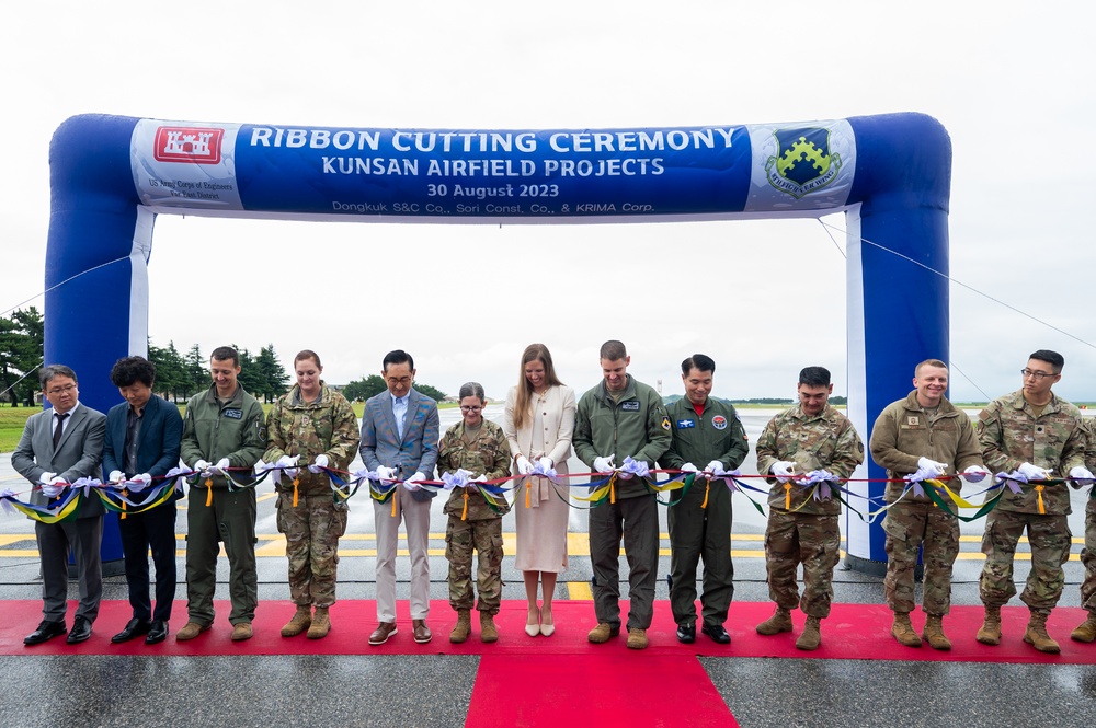 8th Fighter Wing cuts open a new runway
