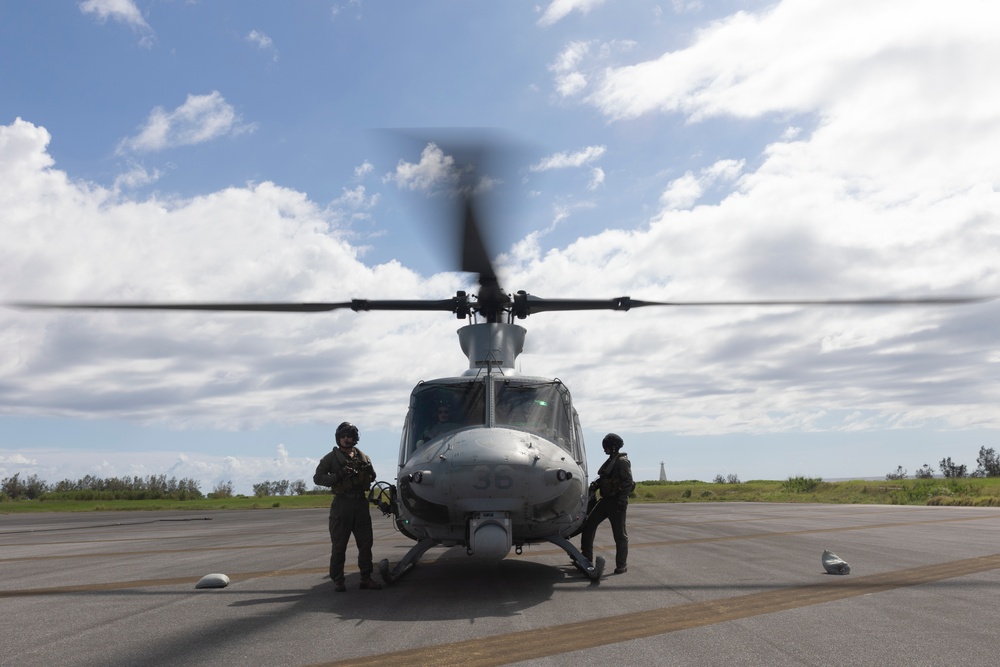 HMLA-169 AND HMH-462 CONDUCTS ADGR