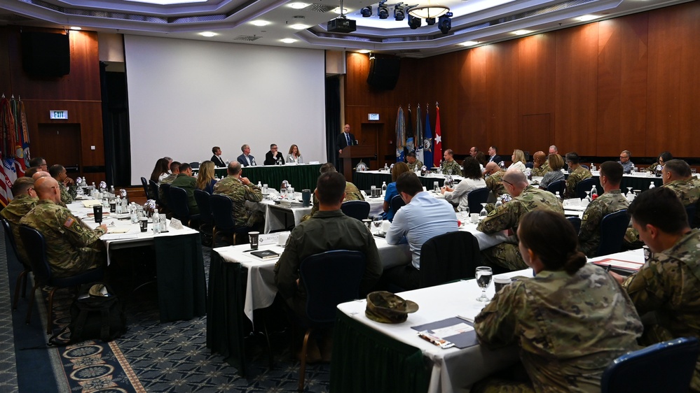 52 FW hosts EUCOM Component Commanders’ Conference