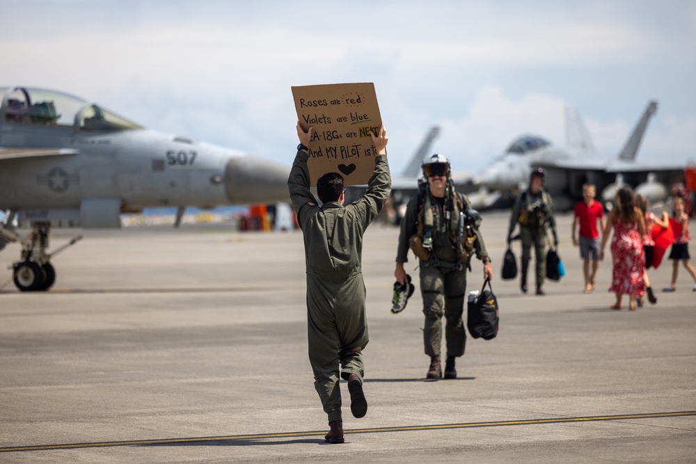 Home Sweet Home; Carrier Air Wing 5 Returns to MCAS Iwakuni