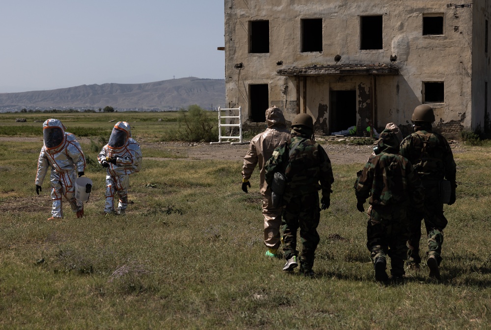 U.S. and Georgian CBRN Work Together in a Simulated [3 of 6]