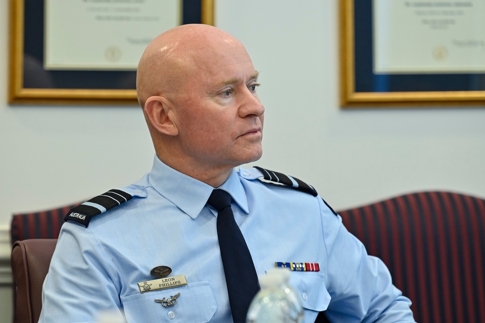 Maj. Gen Cheater meets Australia Air Marshal Phillips