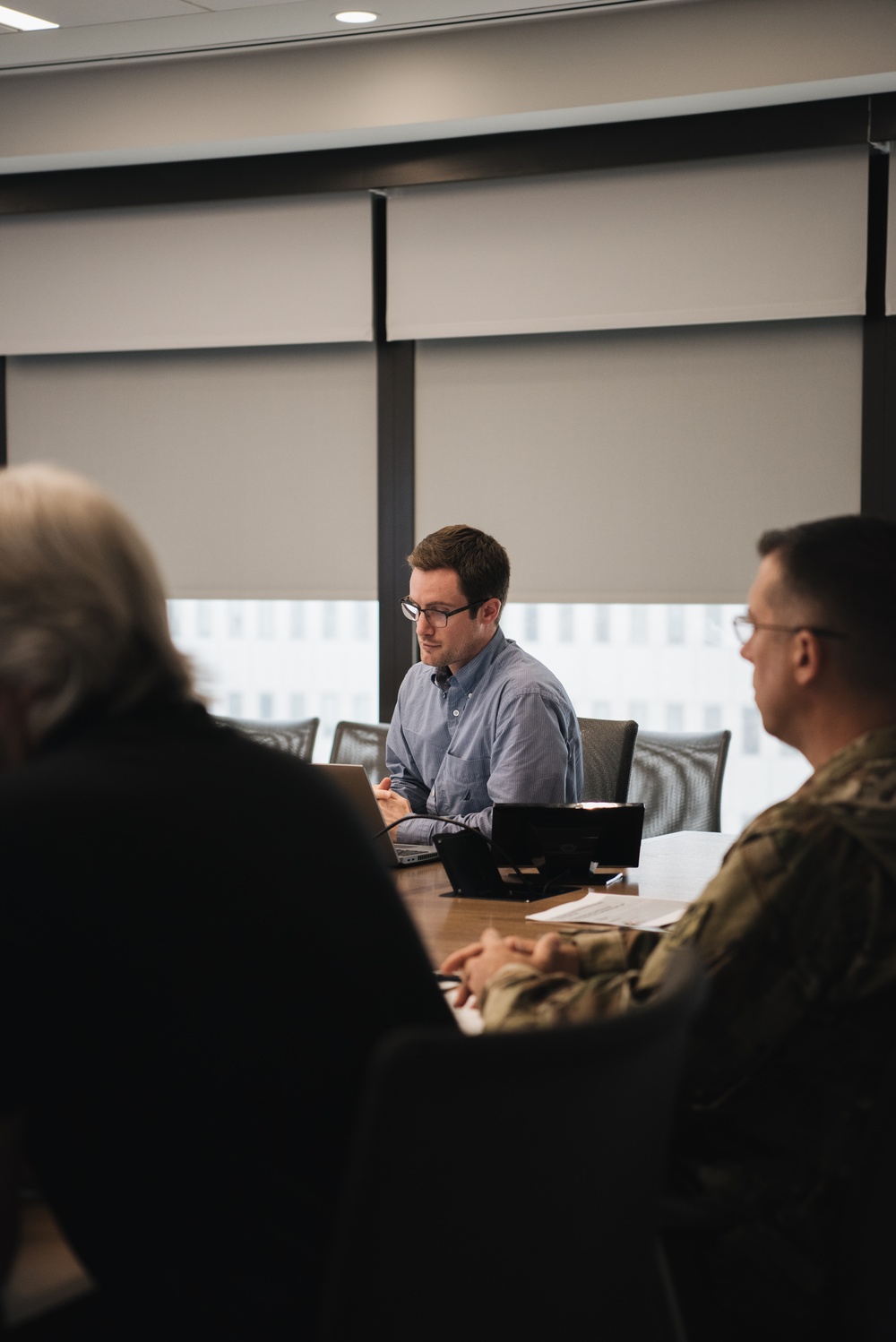 Baltimore District Hosts Senate Staff for Chesapeake Bay Projects Tour
