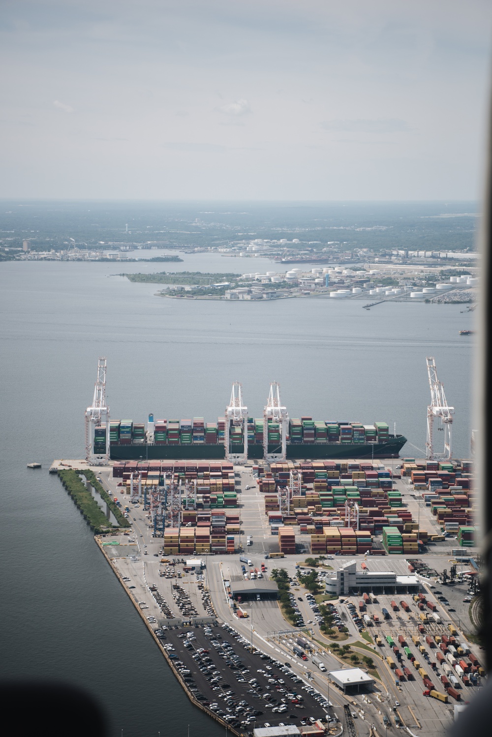 Baltimore District Hosts Senate Staff for Chesapeake Bay Projects Tour